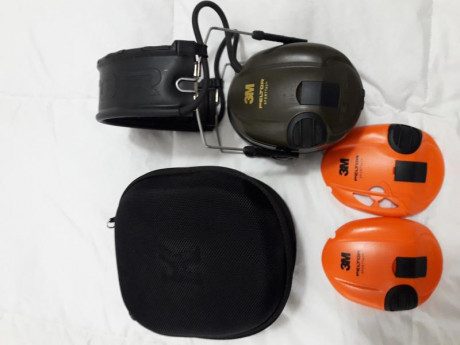 Pues pongo a la venta cascos peltor electrónicos usados muy poco pues al final prefiero los tradicionales...valor 00