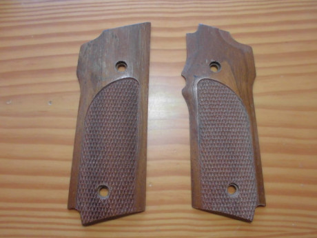 Juego de cachas, según he encontrado en internet, son para una S&W modelo 59, de KSD Grips, poco uso, 00