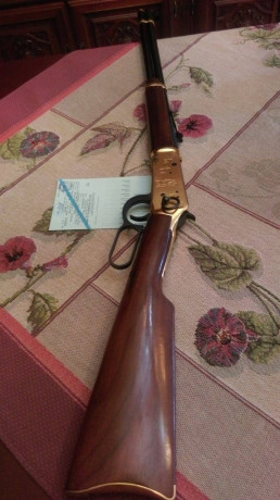 Hola. Vendo éste rifle conmemorativo. Nada que decir de él.Impecable. Esta en Asturias. 850€ . Mas información 00