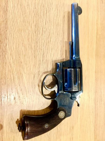 Hola,he abierto este hilo para que todos aquellos que tengais armas Españolas,podais lucirlas aqui con 00
