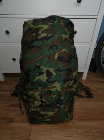 Perfecto estado, con repuestos de enganches, tornillos y alguna cosa más. 50 € 00