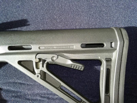 Buenas!!! Se vende carabina SW MP15 22LR modelo Magpul.
Viene con un cargador y un juego extra de disparador, 11