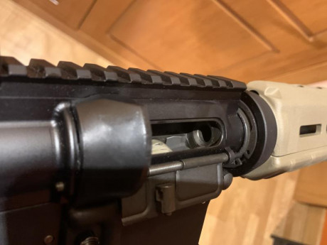 Se vende con poco uso Colt M4 del 9mm Pb disparados aproximadamente 250 cartuchos, con cargador limitado 00