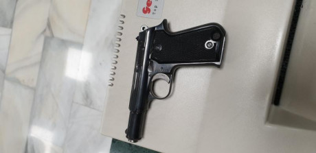 Buenas tardes un amigo mio vende esta auténtica joya esta astra 4000 está total mente nueva de pavón y 02