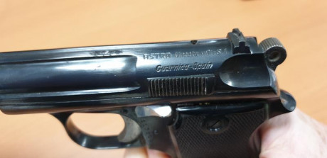 Buenas tardes un amigo mio vende esta auténtica joya esta astra 4000 está total mente nueva de pavón y 00