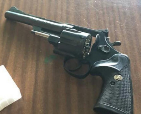 El Smith & Wesson (S & W) Modelo 28-2 ,Highway Patrolman 357 magnum, conocido por los Americanos 00