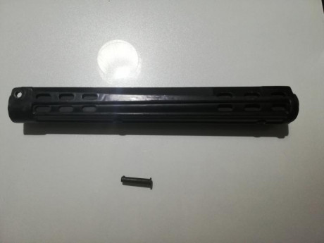 Se vende cualata/guardamanos g3 polímero negro.
50€ 02