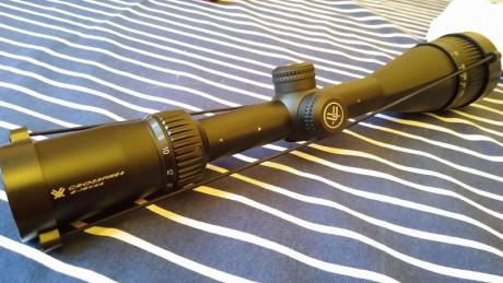 Vendo visor practicamente nuevo, sin uso. 
Excelente nitidez y claridad incluso a 18x . Tiene ajuste de 01