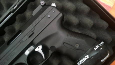 Vendo mi Weihrauch HW40 por no poder dedicarle tiempo a esta afición. 
La pistola está en perfecto estado, 41