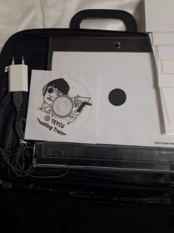 Para entrenar con dispara en seco en todas las modalidades (pistola aire, standar, fuego central, carabina..)

El 00