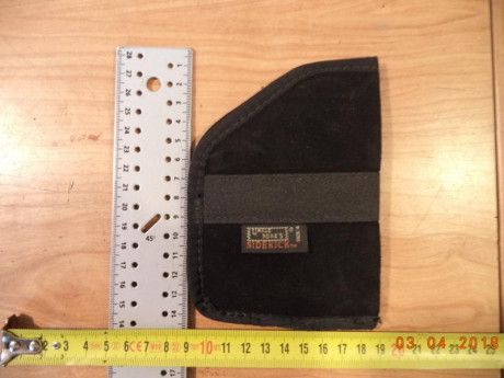 :tanque^: Vendo funda Uncle Mikes para subcompacta, ideal para una pistola del tamaño de la Taurus Millenium.

Se 01