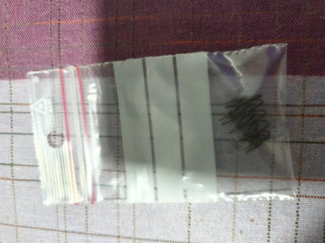 Se vende pistola 22LR Unique Des 69 fabricada en 1981. Con documentación original del banco de pruebas 101