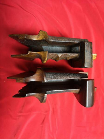 Pongo a la venta 2 cachas para la Aw93 de Feinwerkbau. Tienen su tiempo, la verdad, pero cumplen su cometido 00