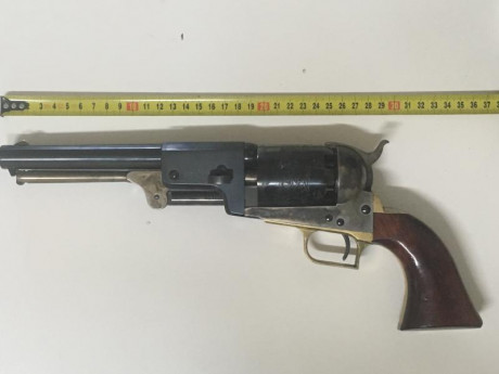 Vendo revólver Uberti Dragoon cal 44 prácticamente nuevo.
Arma en Bilbao
Precio 350€ portes a medias.
Retirado 02