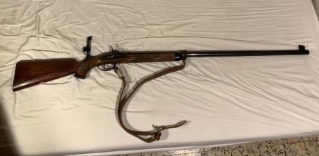 Vendo Rifle Gibbs de Pedersoli cal.45 en muy buen estado. Precio 900 Euros. Interesados 659896362, atiendo 02