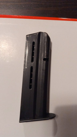 Buenas,

Si alguno tiene algún cargador a la venta estoy interesado.

Gracias 22