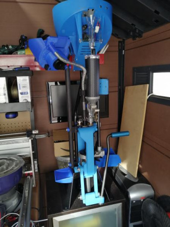 Vendo Alimentador de puntas automático para dillon xl650, 750 y 1050, también ahora para Hornady lock 01