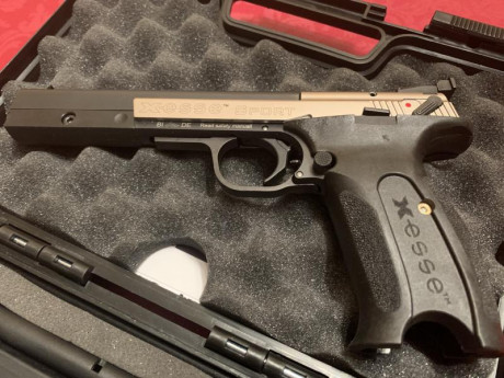 Vendo Hämmerli X Esse Sport, 22 lr,  solo usada para la licencia F, (comprada en Noviembre 2019, con Factura 00