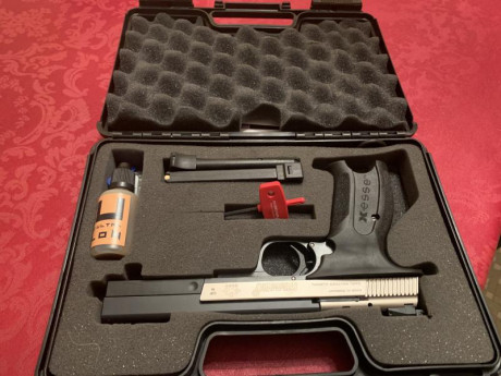 Vendo Hämmerli X Esse Sport, 22 lr,  solo usada para la licencia F, (comprada en Noviembre 2019, con Factura 10