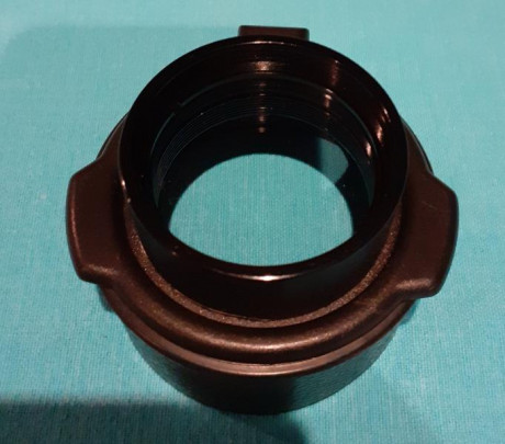 Hola

Vendo adaptador Leupold 50FT. Se coloca en una tapa con un diámetro de 64 mm.

También es posible 02