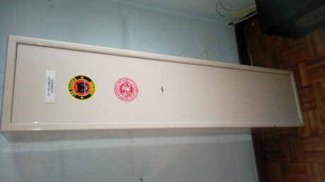 VENDO ARMERO HOMOLOGADO 100 € 01