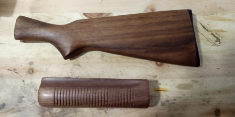 Vendo culata y guardamanos de madera para Remington 870 por 110€.
(Retiro de la venta el porta cartuchos)
Con 01