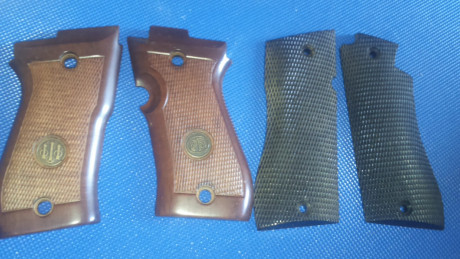 Hola a todos.
Un compañero del club, que no sabe manejarse en el foro, me pide que le anuncie un par de 01