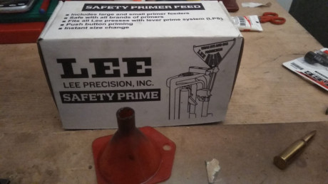 Vendo Kit de Recarga LEE 50 Aniversario. Comprado en 2017 y en perfecto estado.

El Kit incluye:

Prensa 10