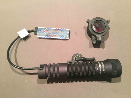 VENDIDA¡¡¡
Estado impecable. Excepcional linterna táctica Laser Devices Operator OP-6 con montura de fijación 00