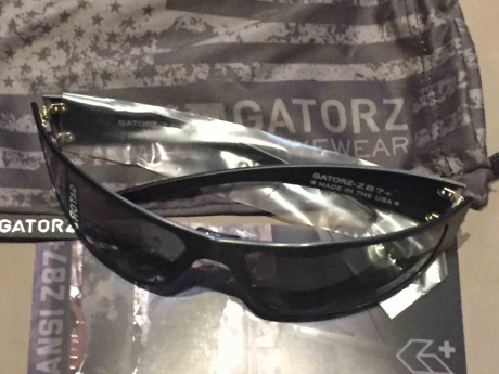 VENDIDA
Espectaculares gafas de protección ocular GATORZ MAGNUMZ BlkANSI SmKa, "made in USA".
Nuevas 01