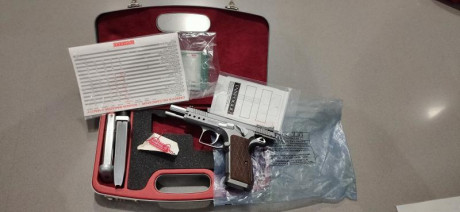 Vendo mi Tanfoglio Limited 9mm y el kit 22 original. Todo el conjunto comprado hace unos 3 años nuevo. 02
