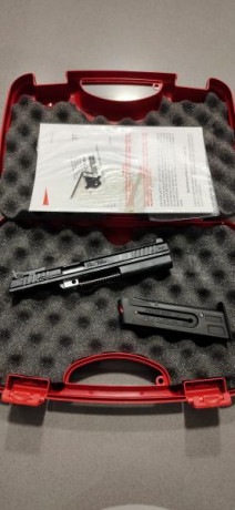 Vendo mi Tanfoglio Limited 9mm y el kit 22 original. Todo el conjunto comprado hace unos 3 años nuevo. 11