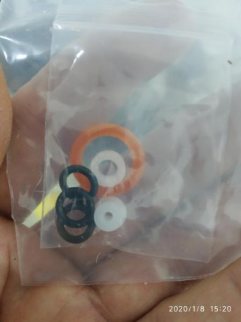 Buenas tardes.
A un compañero del foro le voy a comprar una Scuba de 6L 300 bar y he pensado en esta Estación 00