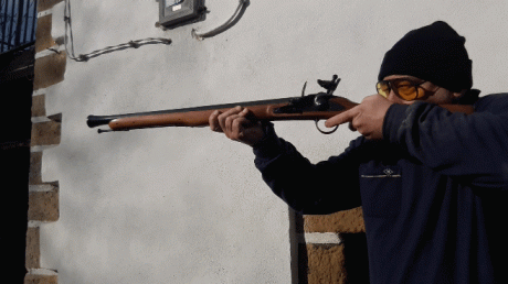  Amigos, viendo que hay interés general en la práctica de la caza con armas de avancarga, abrimos este 40