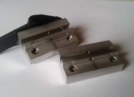 Vendo turquesa LEE ref.457-340-F de 2 cavidades para calibre 45.
Bala .457" FN de 340 grains. En 00