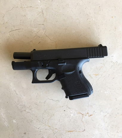 Vendo Glock 26  5ª Generacion  calibre 9 MM

NUEVA A ESTRENAR

 Precio: 445 euros 
Gastos a cargo del 00