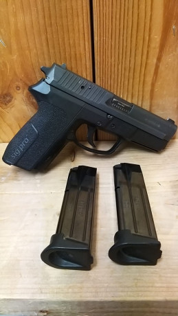 Vendo pistola SIG SAUER modelo SIG SP 2009. Muy poco uso. Guiada con licencia B. Con dos cargadores. Interesados 00