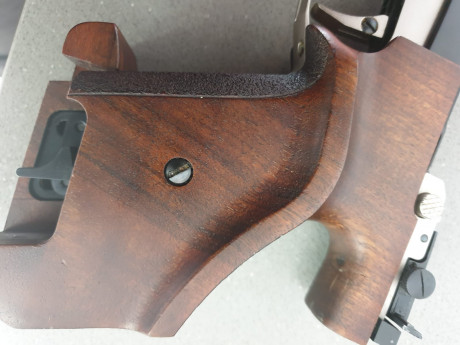 Vendo Fein. con muy pocos tiros .
Esta impecable .se puede ver y provar en castellon.
la vendo porque 12