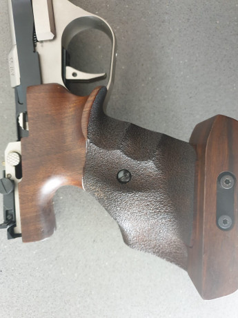 Vendo Fein. con muy pocos tiros .
Esta impecable .se puede ver y provar en castellon.
la vendo porque 21