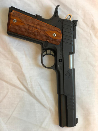 Buenas a tod@as , vendo sin tener que dar mucha informacion sobre sus cualidades , STI Trojan 9mm de 6 01