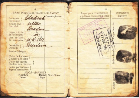  EN RECUERDO Y HOMENAJE A LOS QUE YA NO ESTÁN. 

Si pones en  GOOGLE    PASAPORTES EN LA MEMORIA   da 12