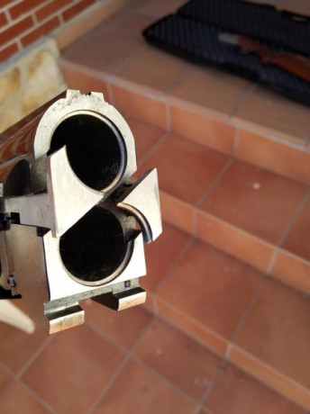 Se vende escopeta LAMBER 2097 sporting, 70 cm de cañón, 5 chokes, expulsora, monogatillo, selector de 22