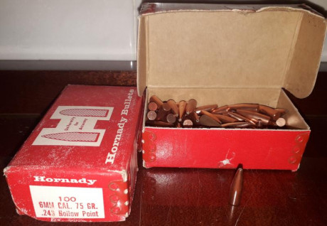 Buenas vendo conjunto para recarga del calibre .243 que incluye dies liman, puntas cobreadas y de plomo 01