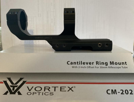 Vendo montura vortex para visor con tubo de 30mm, por 50€ mas los gastos de envío, creo que el envío son 00