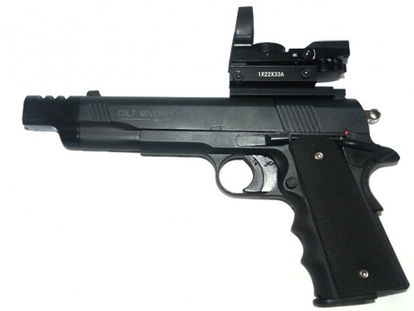 Para la venta es mi Colt Government 1911A1. Esta arma es bastante única y se ha gastado mucho dinero en 01