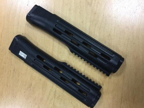 Vendo  CARGADOR metálico  de 10 tiros para DRAGUNOV-TIGRE.  Difícil de conseguir.
También vendo GUARDAMANOS 02