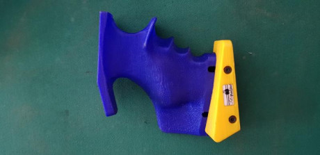 De polimero en 3D a estrenar talla M , 65 € con portes incluidos 630936544 00