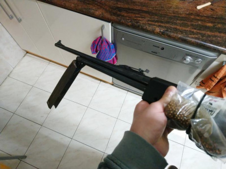 Hola compañeros!! Recientemente ha llegado a mis manos un arma de aire comprimido que nunca antes había 20