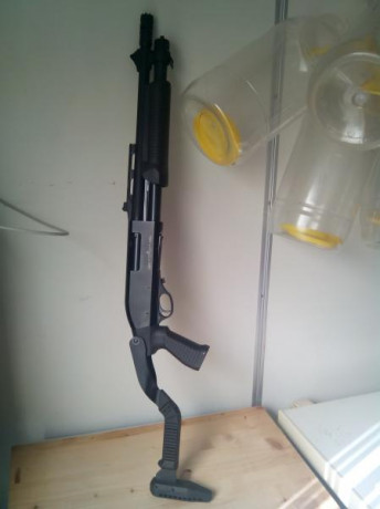 Culata plegable para escopeta táctica Stinger RXT 1206 Táctical Defender.
Se puede usar con la culata 11