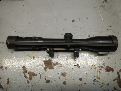 Se vende un magnifico visor 1.5*6 - 42 de tubo 30 con monturas para carril.
Preselector rapido de altura 00